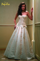 прокат свадебных платьев и аксессуаров