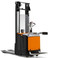 Самоходный штабелёр со складываемой платформой Rocla SP12/SP16ac