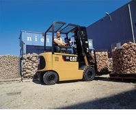 Электропогрузчики четырехопорные на переменном токе CAT EP20-35K PAC (80 Вольт)