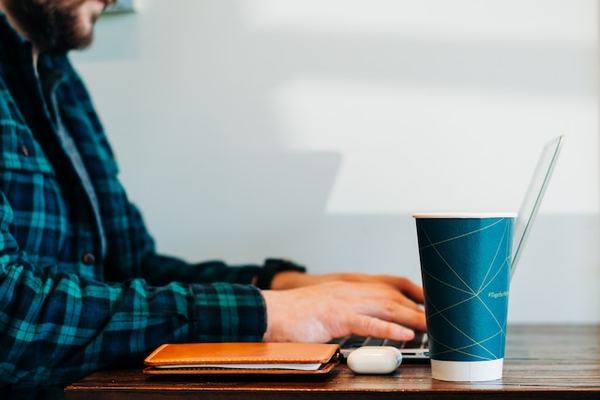 Freelancer-43w0-unsplash