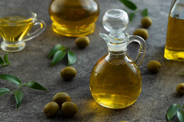Olive-oil-2148285981-freepik