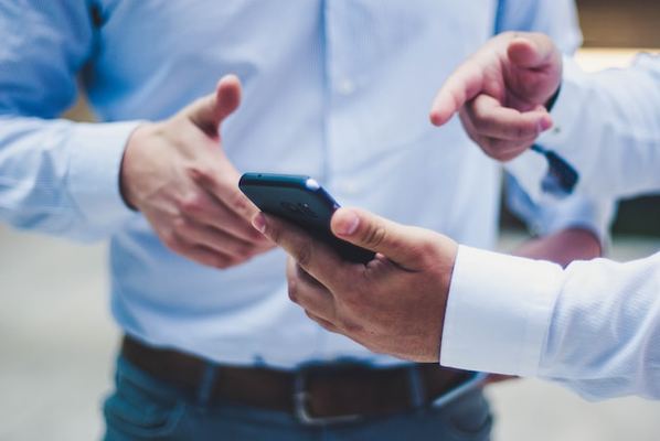 Smartphone-ya-unsplash