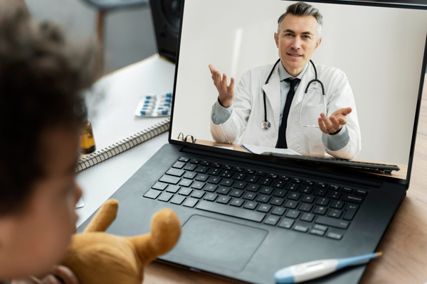 Doctor-telemed-2149329047-freepik