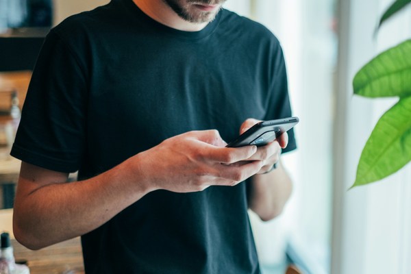 Smartphone-b4-unsplash